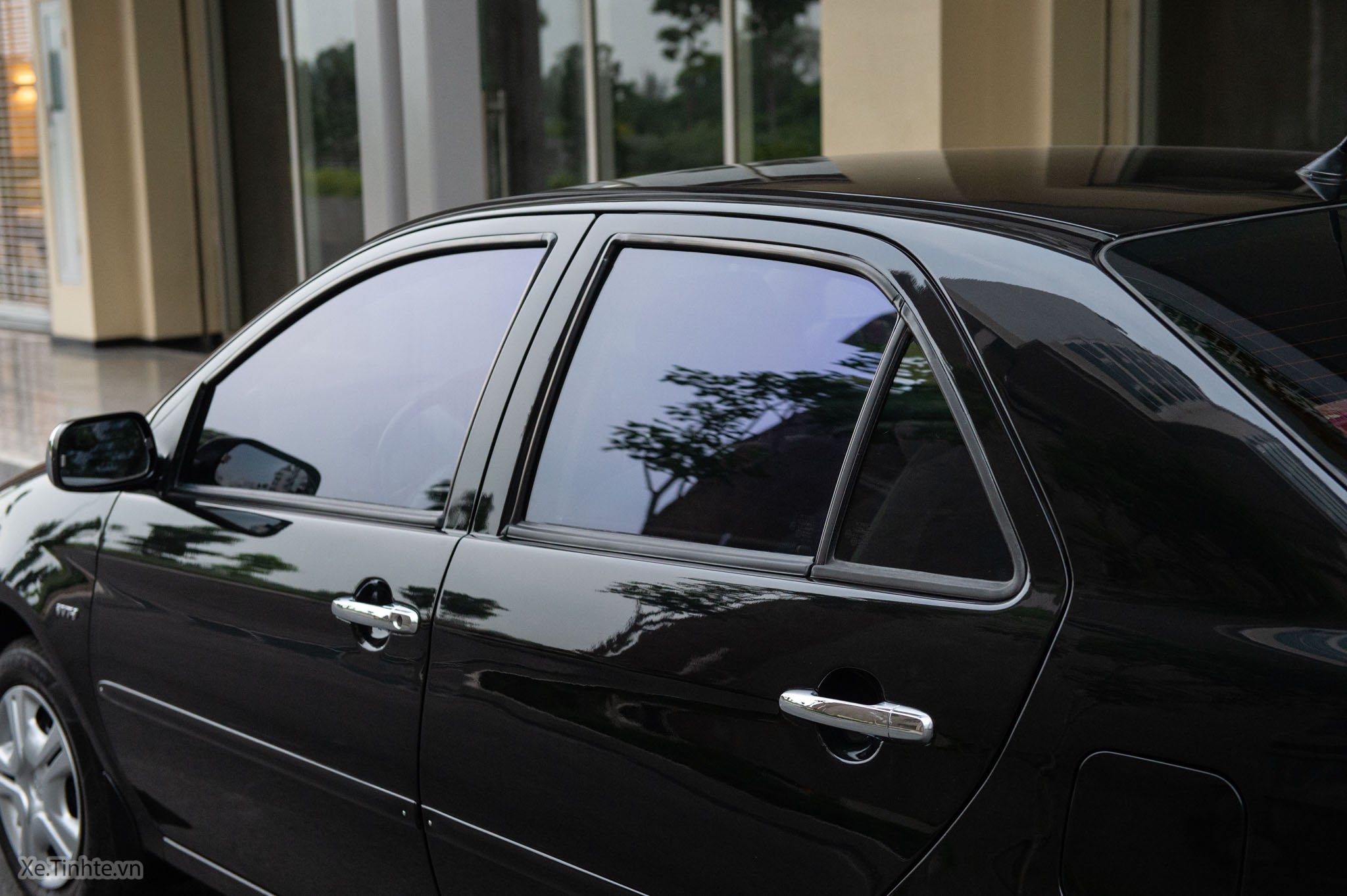 Đang tải 3M Crystalline_Xe.tinhte.vn-1224.jpg…