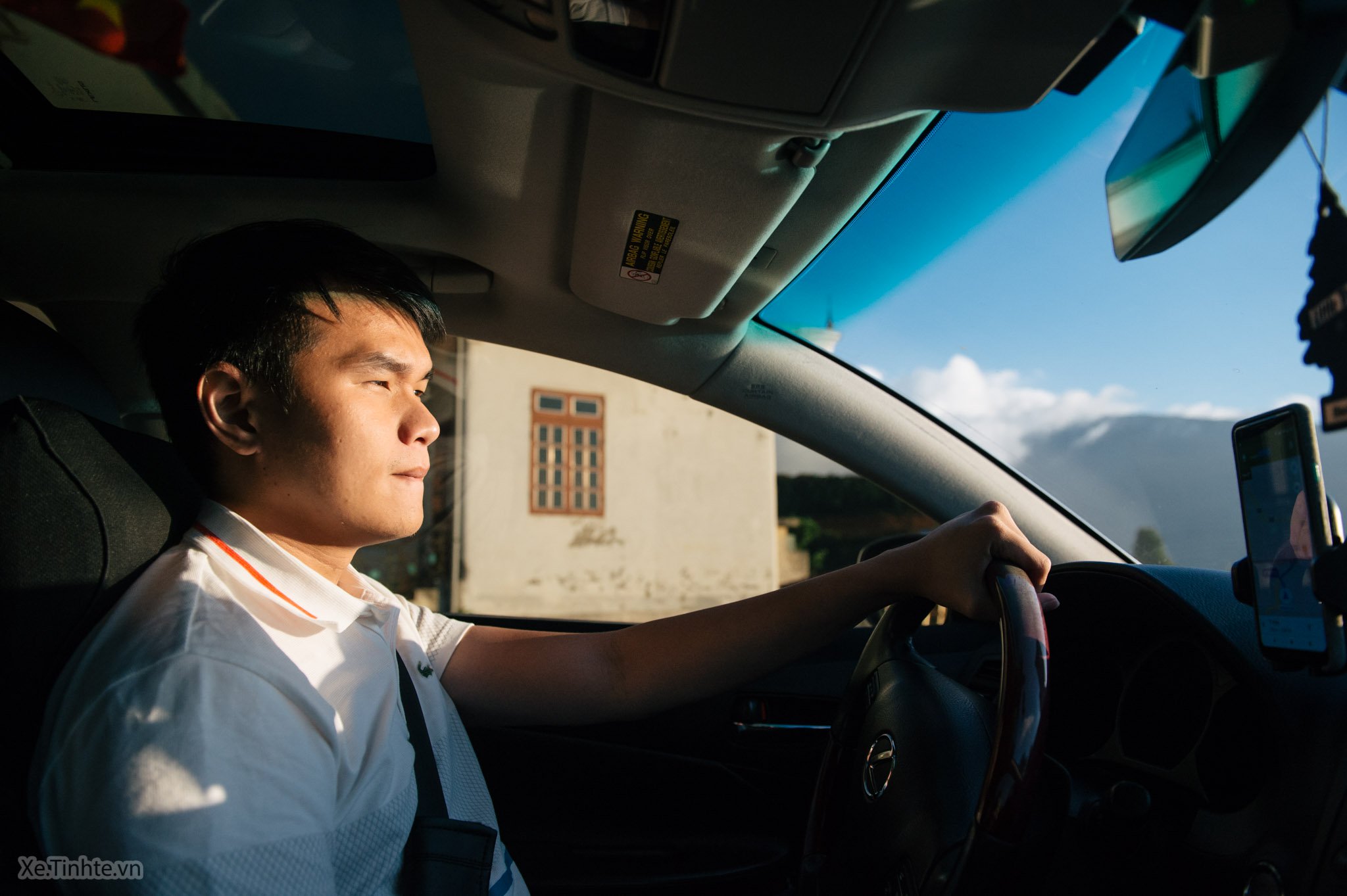 Đang tải 3M Crystalline_Xe.tinhte.vn-0999.jpg…