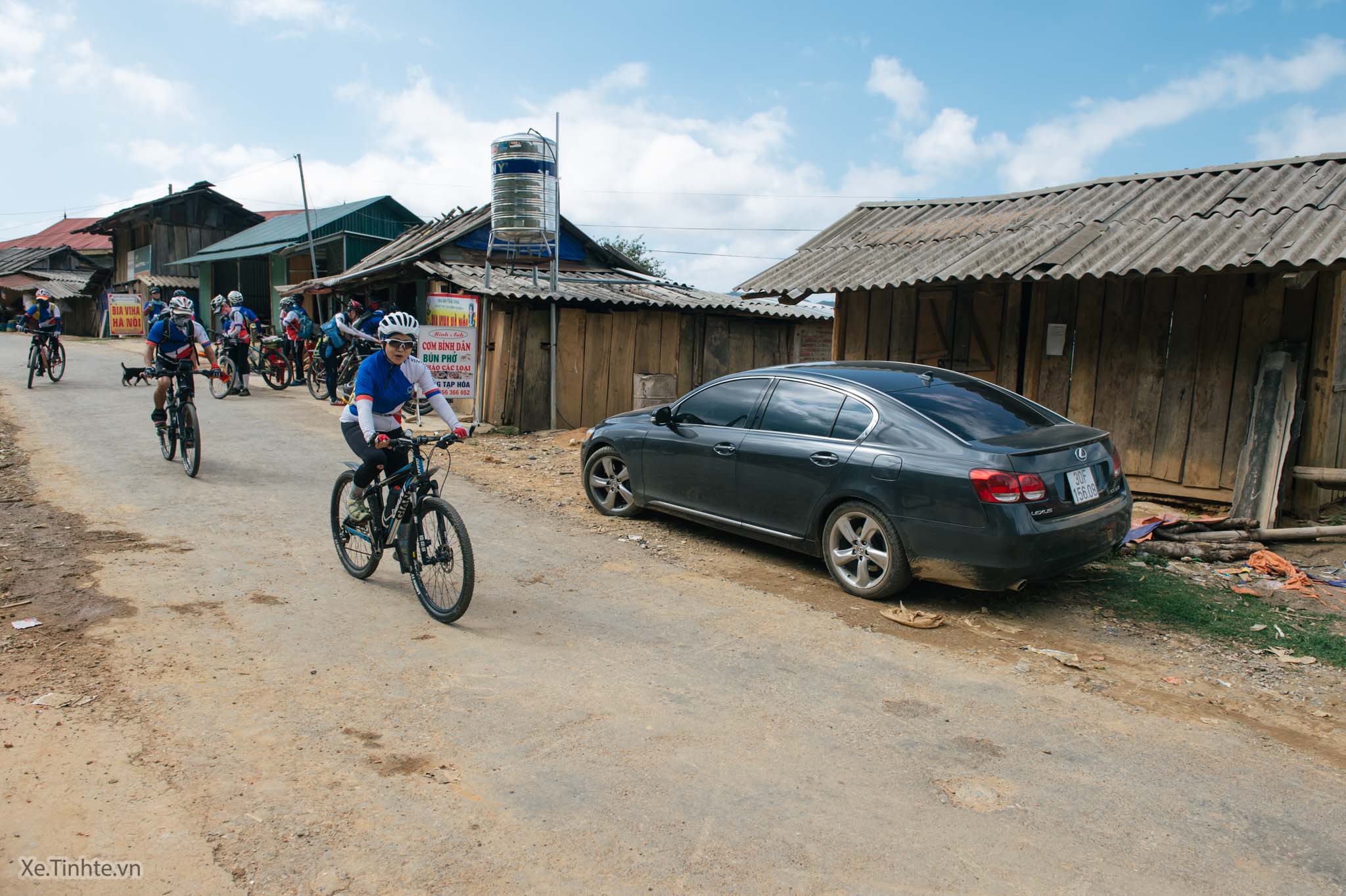 Đang tải 3M Crystalline_Xe.tinhte.vn-1138.jpg…